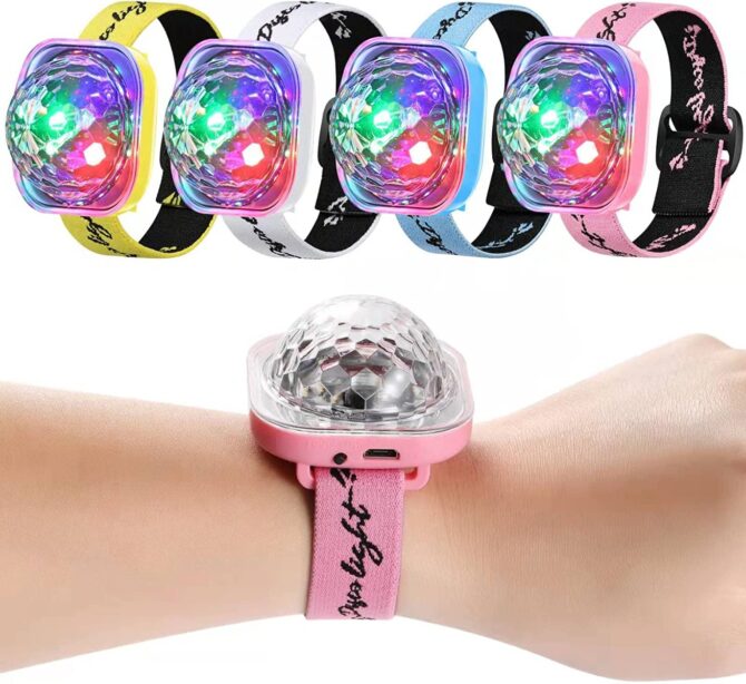 Orologio con mini luci da discoteca braccialetto portatile da discoteca con luce girevole per feste luce rgb stroboscopica luci a led per dj che cambiano con musica