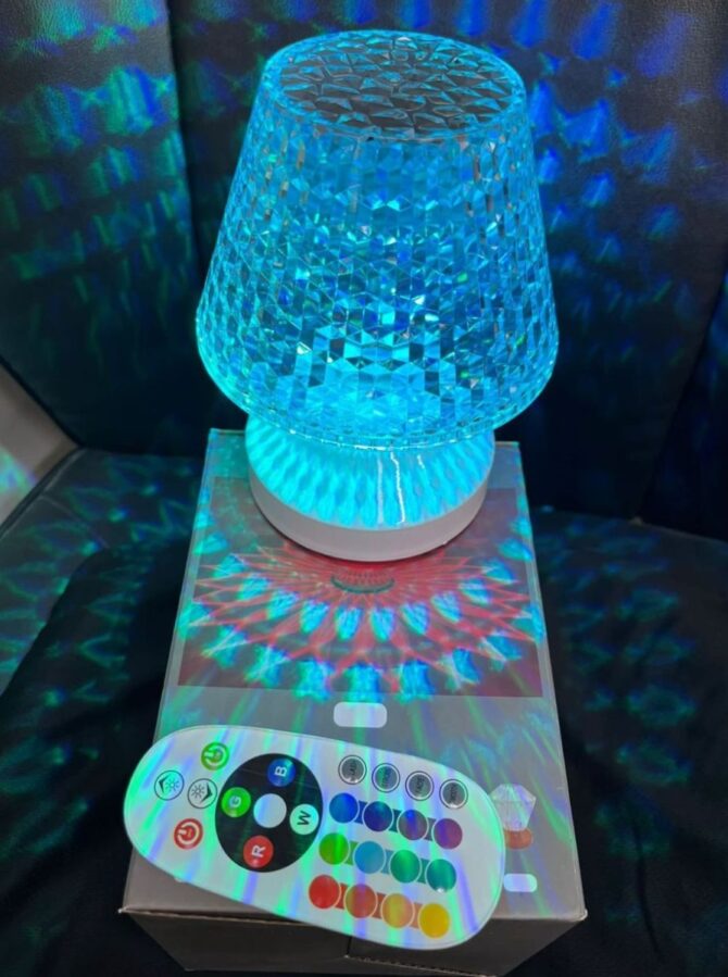 Lampada da Comodino LED RGB Senza Fili - Tocco e Cambio Colore