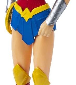 DC Universe Personaggio di WONDER WOMAN da 30 cm.